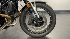 BMW R12 (24MY)